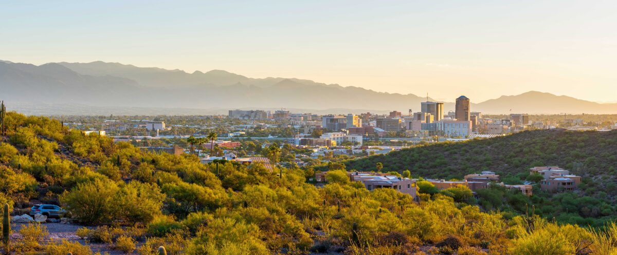 tucson-skyline-hochhaeuser-panorama_cr9698x4021-2735x0_Kopie.jpg